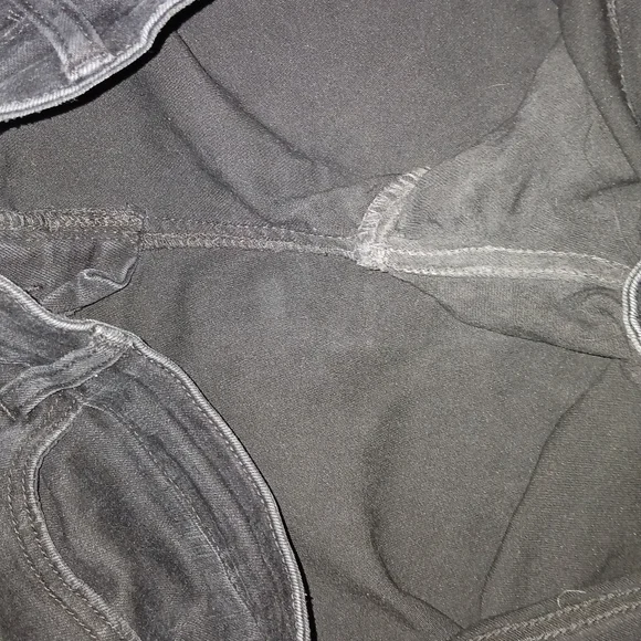 Judy Blue Black Distressed Jeans Size 15/32 - Picture 5 of 6